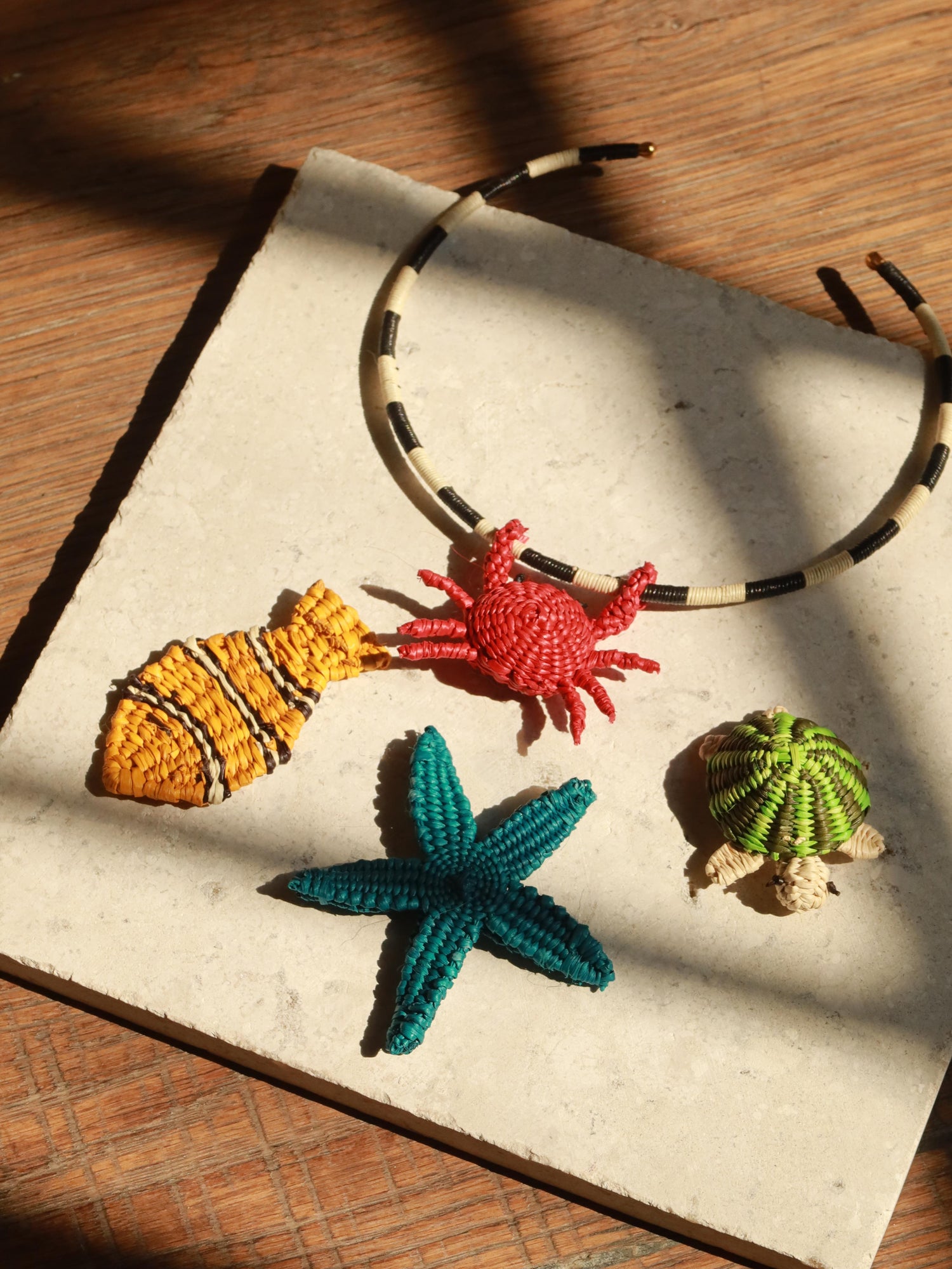 Clarte Choker Animal + 1 Removable Charm