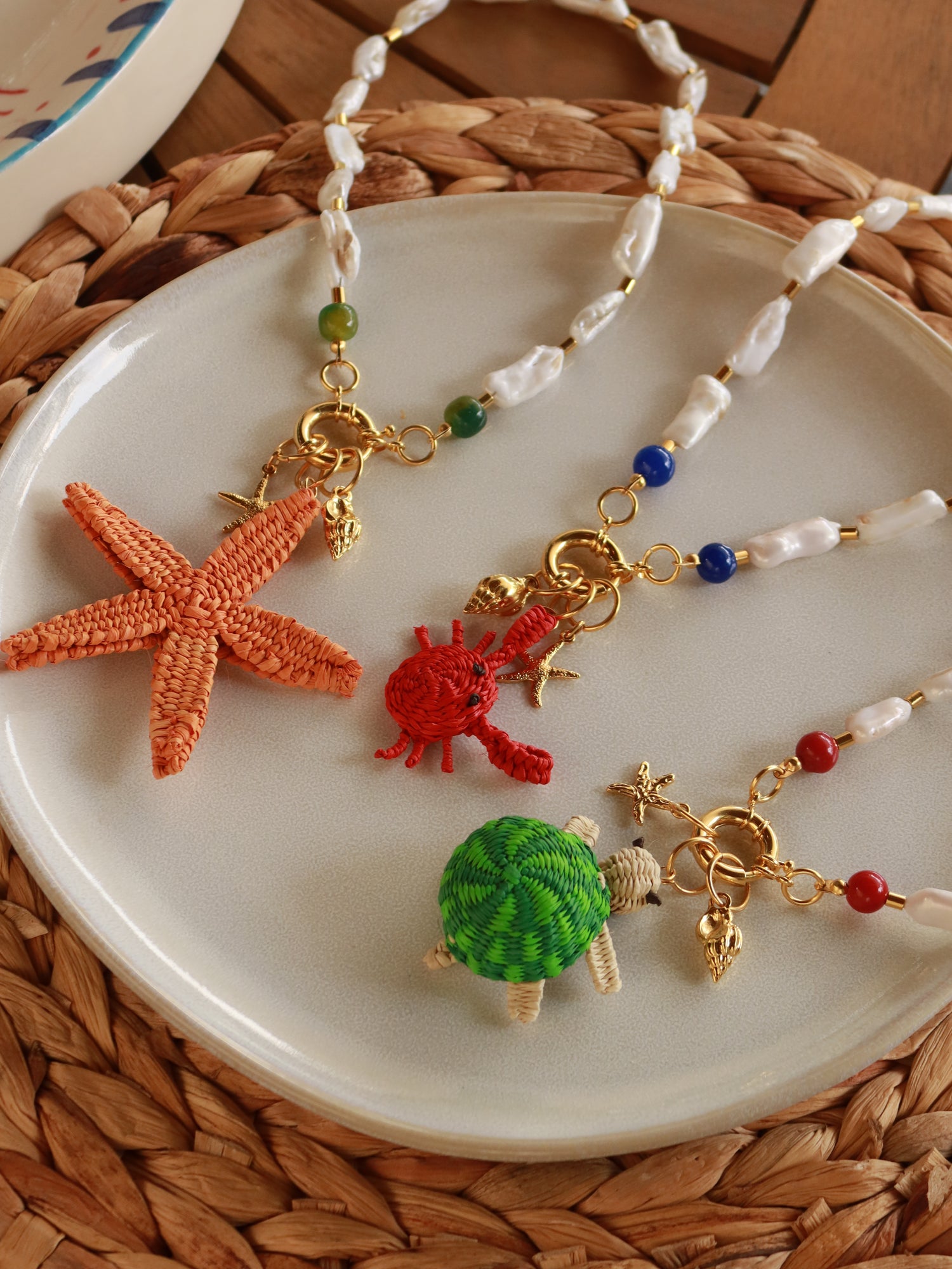 Senda Necklace Pearl + 3 Removable Charms