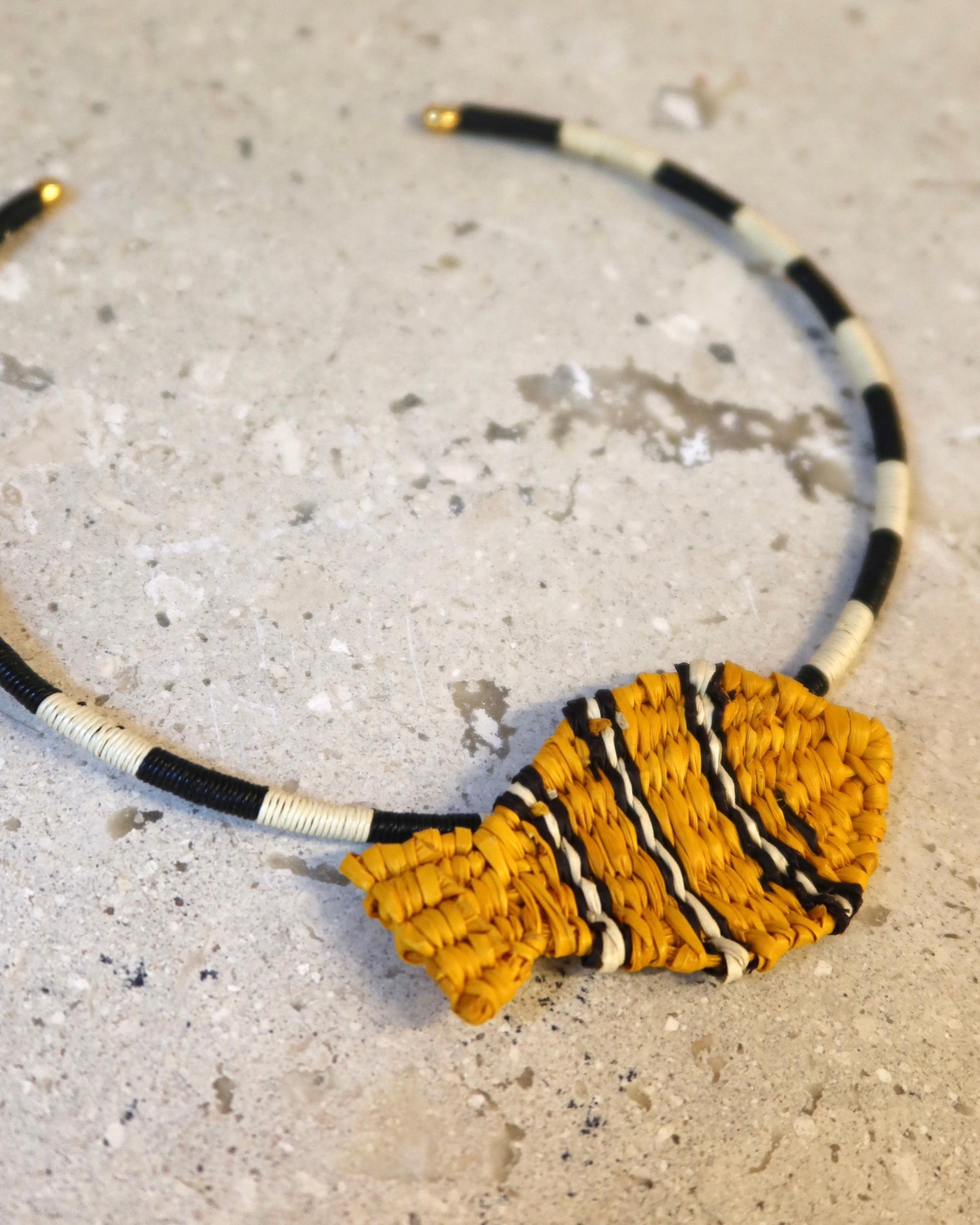 Clarte Choker Animal + 1 Removable Charm