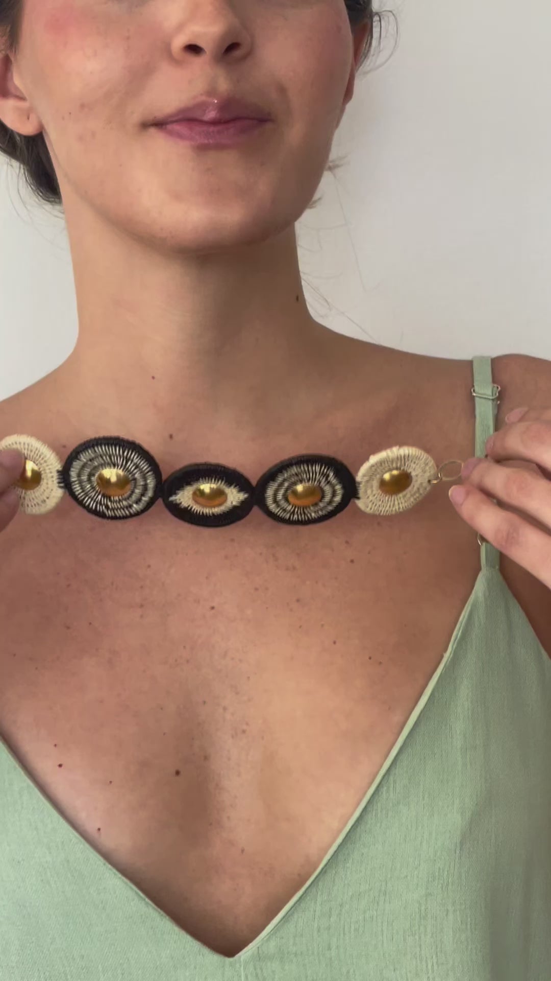 Adva Choker