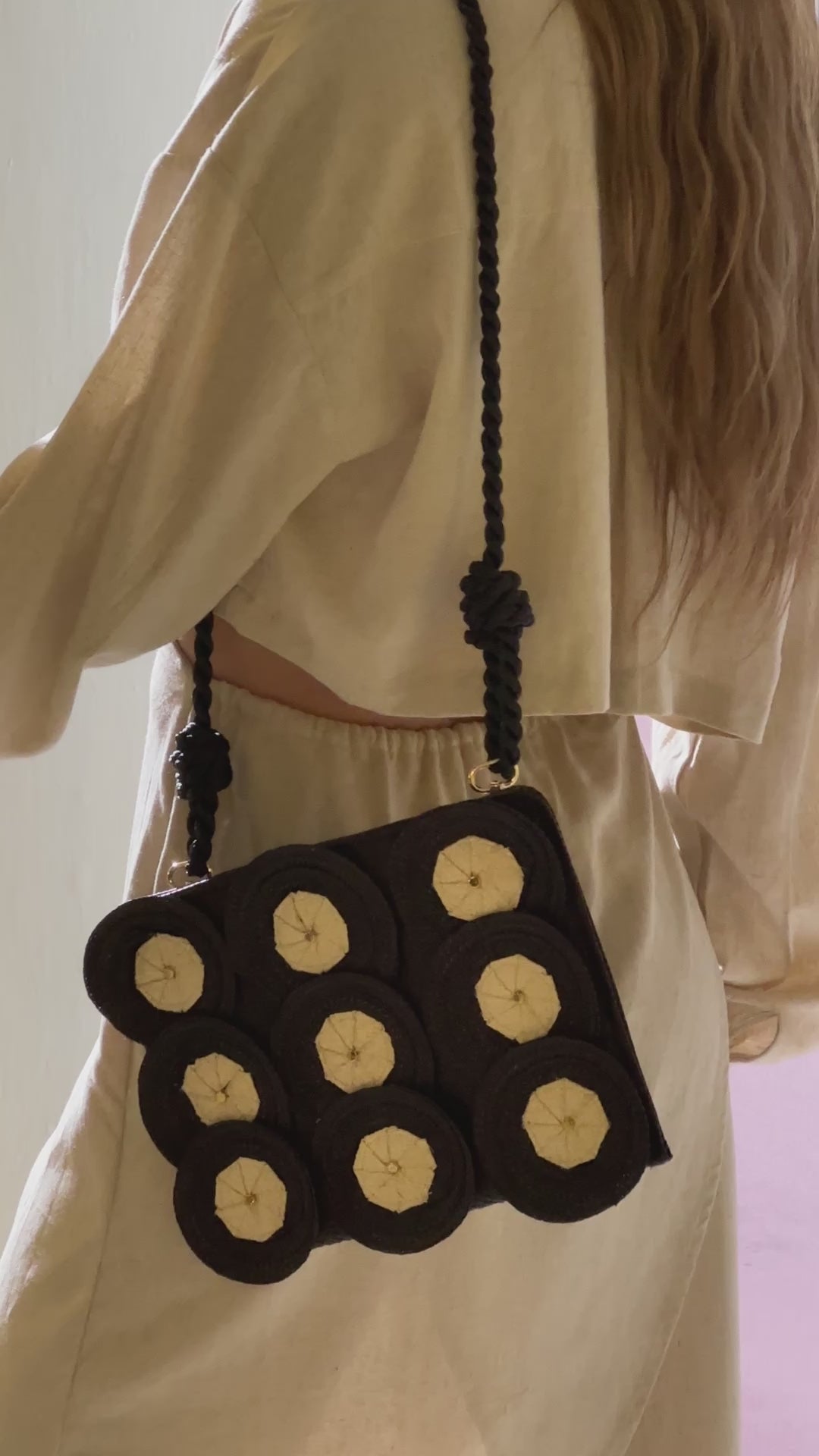 Florecer Clutch + Strap