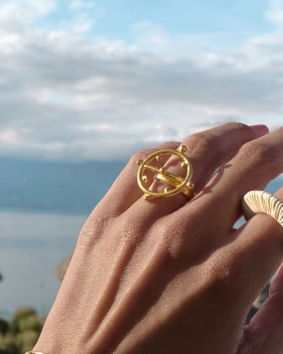 Cassandra Ring