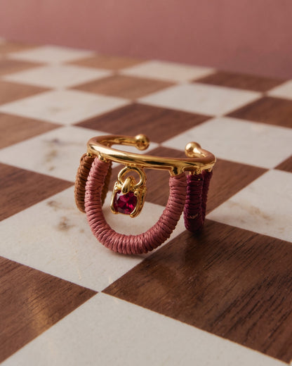Ereditá Earcuff
