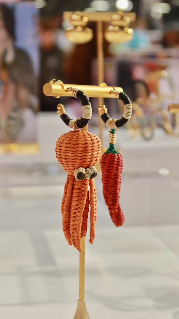 Clarte Hoops + Removable Charm